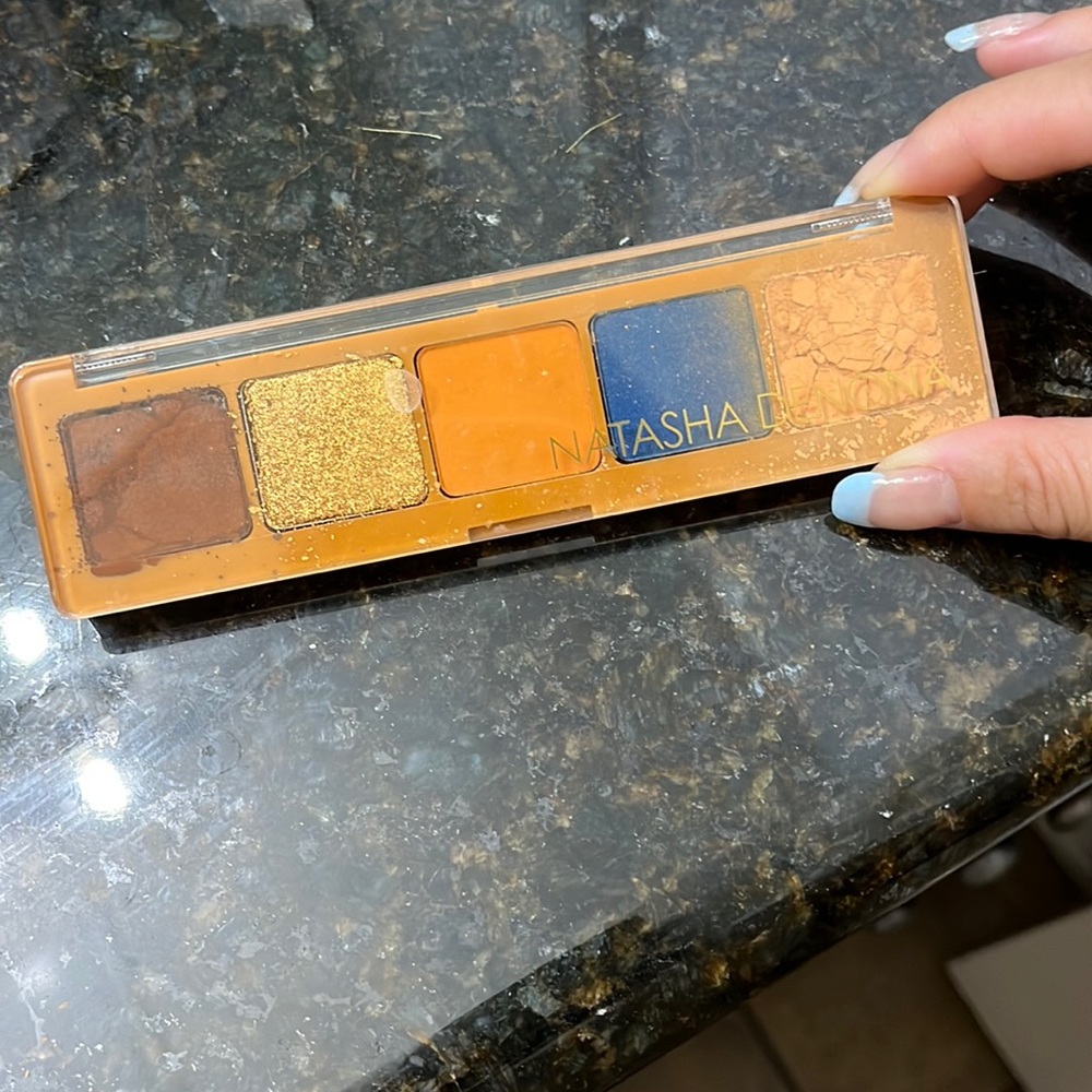 Natasha denona fez eyeshadow palette